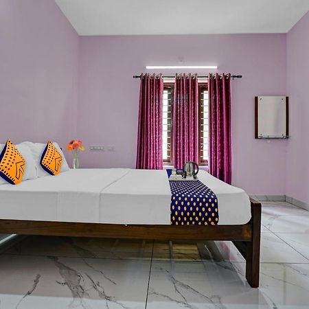 Spot On Shalom Palace Residency Neriyamangalam Exterior foto