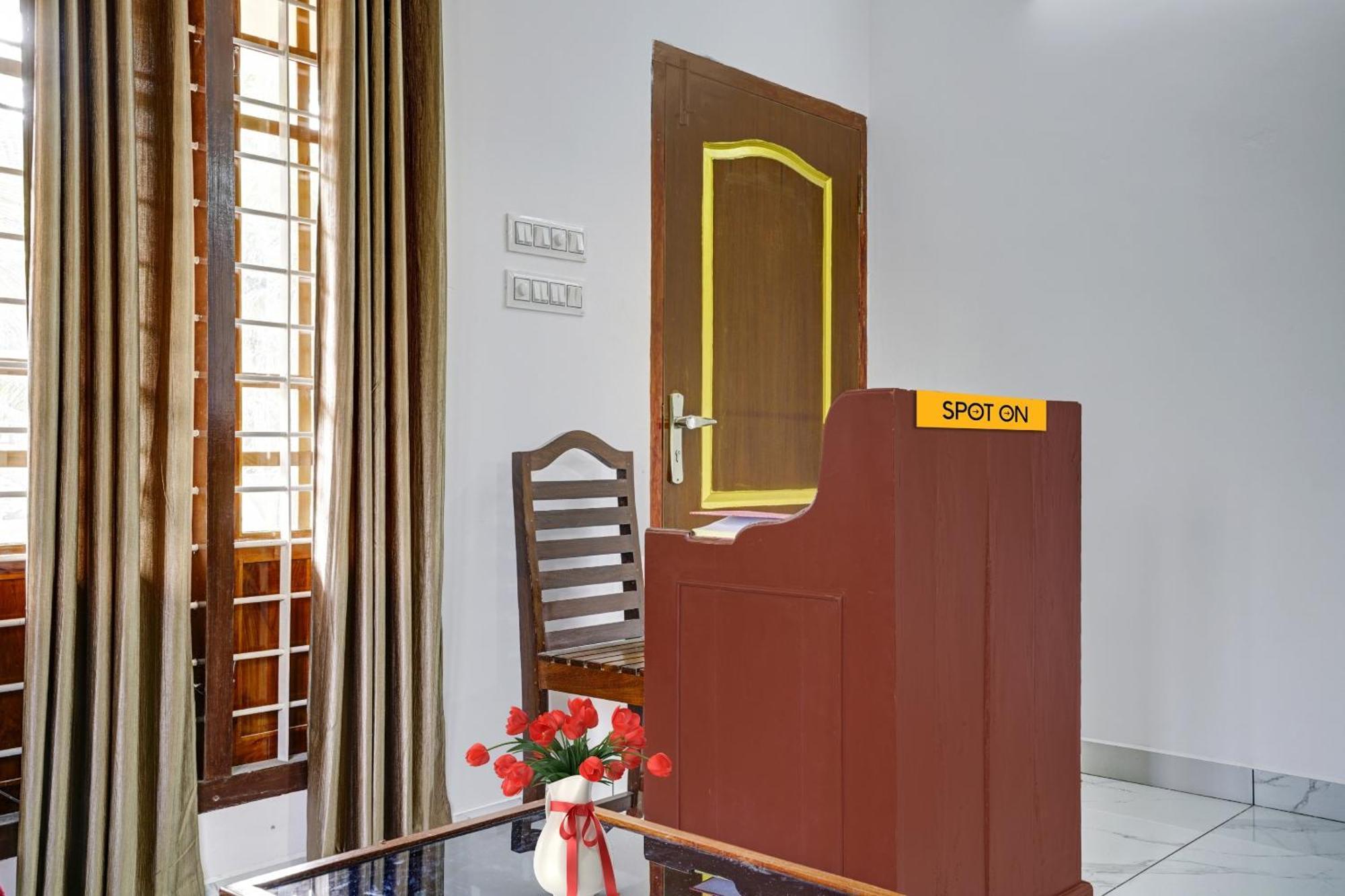 Spot On Shalom Palace Residency Neriyamangalam Exterior foto