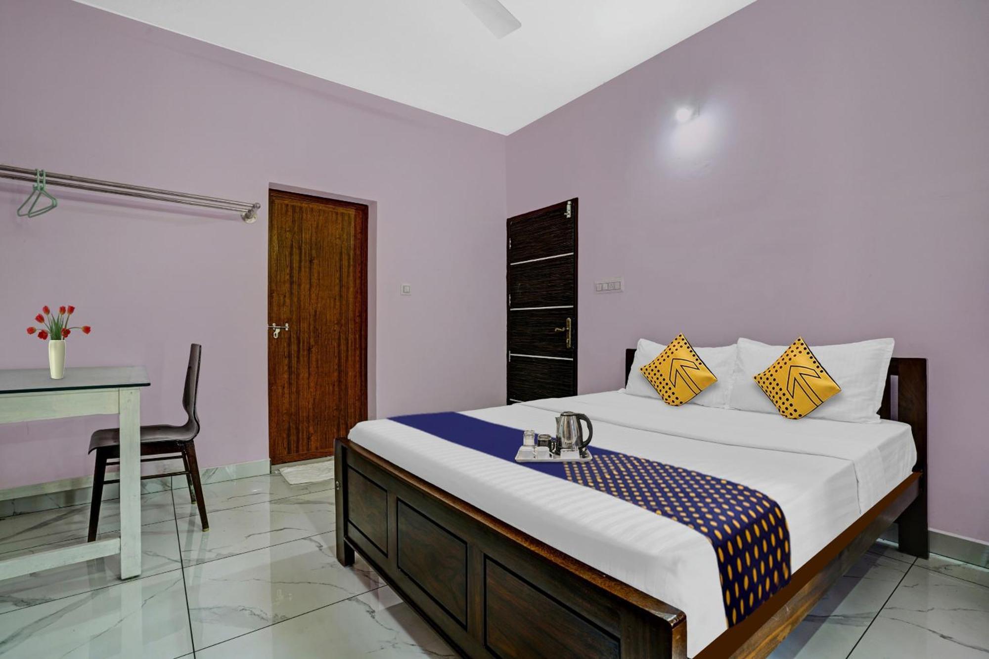 Spot On Shalom Palace Residency Neriyamangalam Exterior foto