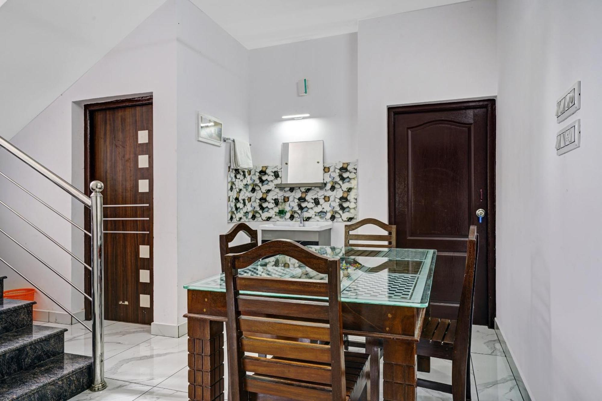 Spot On Shalom Palace Residency Neriyamangalam Exterior foto